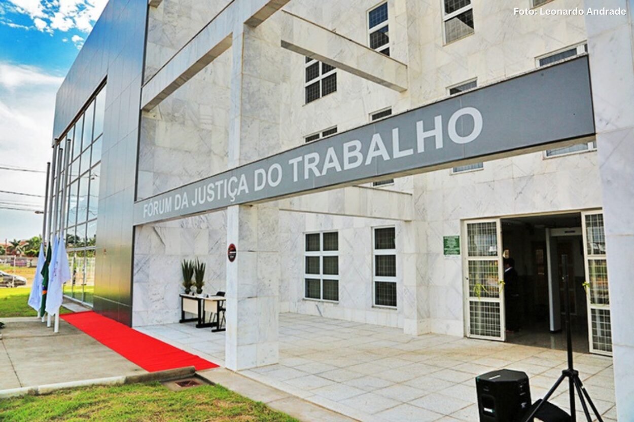 Justiça condena empresa após funcionário ser chamado de “bumbum guloso”