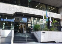 Operadora é condenada por usar nome ‘morto’ de cliente trans