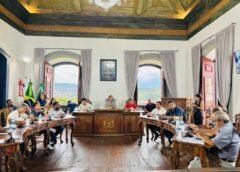 Câmara de Mariana aprova por unanimidade projeto que cria apoio a crianças neurodiversas