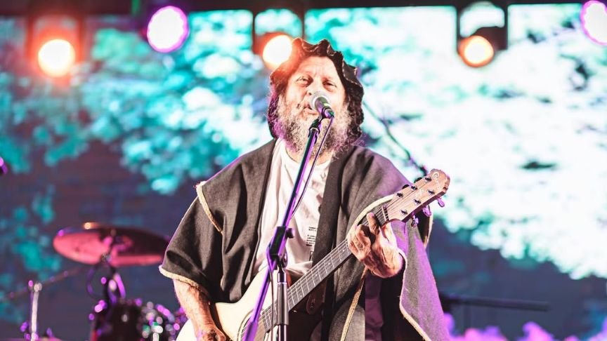 Ventania faz show em Lavras Novas em abril