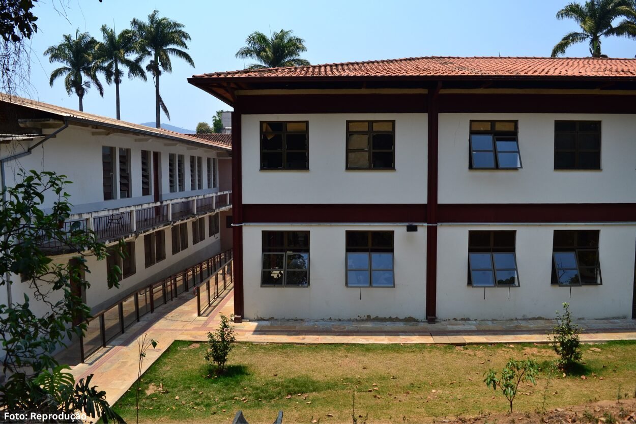 Mariana recebe simpósio sobre jornalismo em HQs