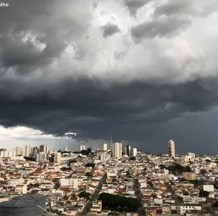 Alerta de temporal termina hoje, mas risco segue até sexta em MG
