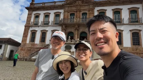 “Parece outro país”: influenciador japonês mostra reação da família em visita a Ouro Preto