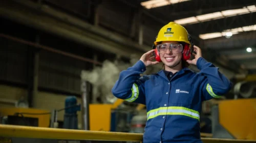 Gerdau tem vagas abertas para operadores, técnicos e área comercial