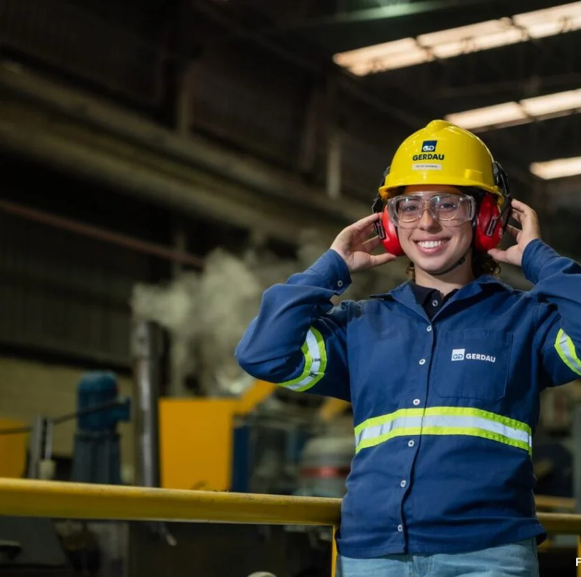 Gerdau tem vagas abertas para operadores, técnicos e área comercial