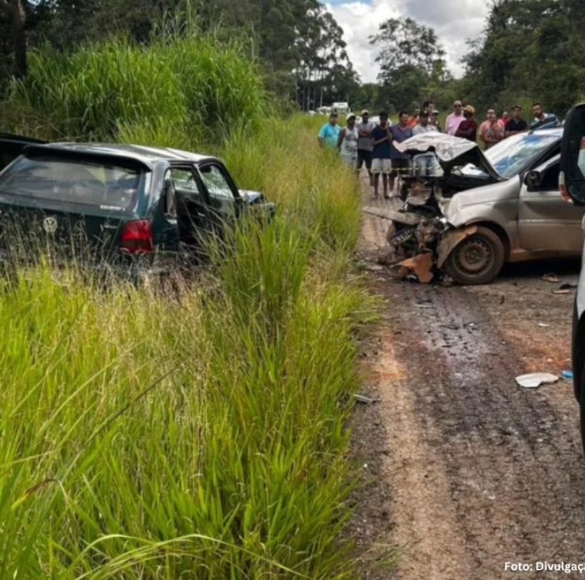 Duas pessoas morrem em colisão frontal em Conselheiro Lafaiete