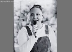 Cantora gospel Carolina Beatriz morre após acidente em brinquedo de parque em Itabirito