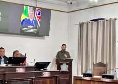Matheus Pacheco critica homenagem a Tarcísio de Freitas na Medalha da Inconfidência