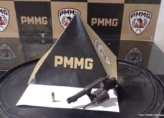 Adolescente é apreendido após ameaçar familiares com arma de fogo em Ponte Nova