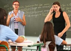 Rede estadual amplia inclusão de alunos surdos em MG