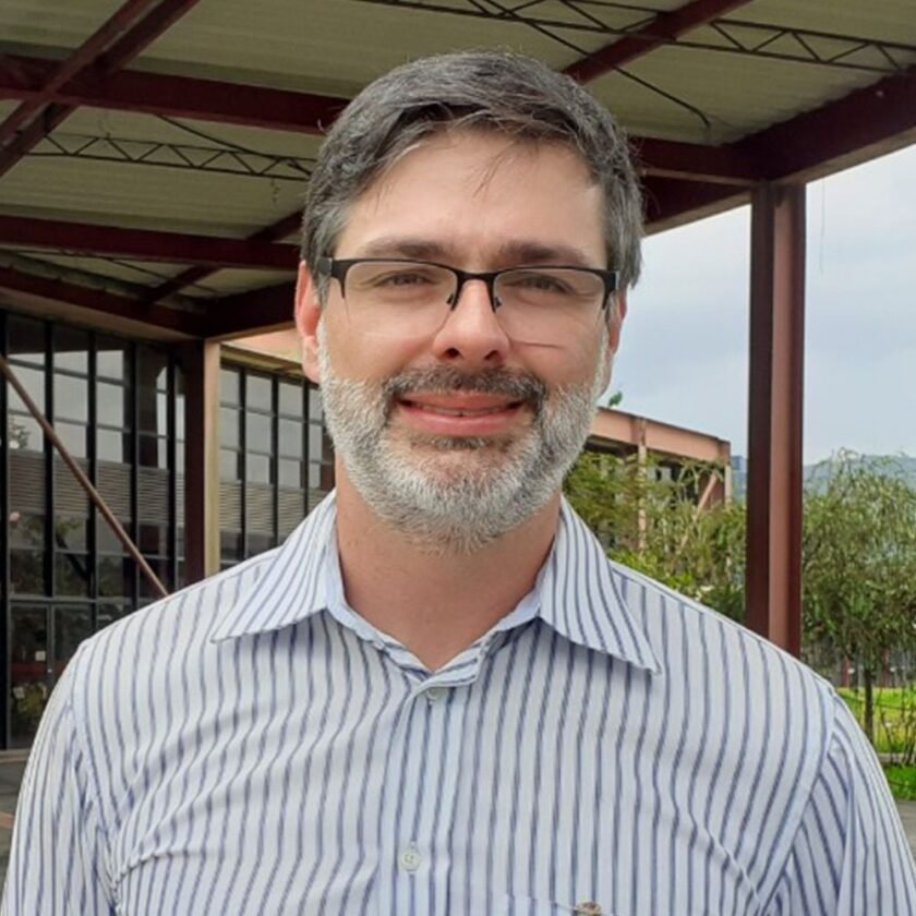 Diretor da Escola de Minas da UFOP recebera Medalha de Honra no dia 21 de Abril