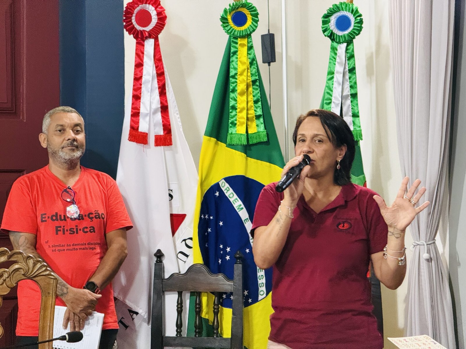 Servidores vão à Câmara cobrar pagamento de benefícios em Mariana