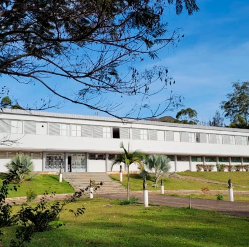 Mariana discute criação de curso de Psicologia em parceria com a Faculdade Dom Luciano