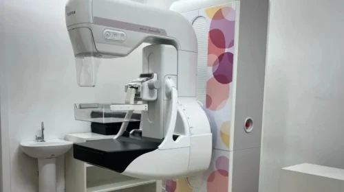 Mariana anuncia compra de mamógrafo pelo SUS para realização de exames na própria cidade
