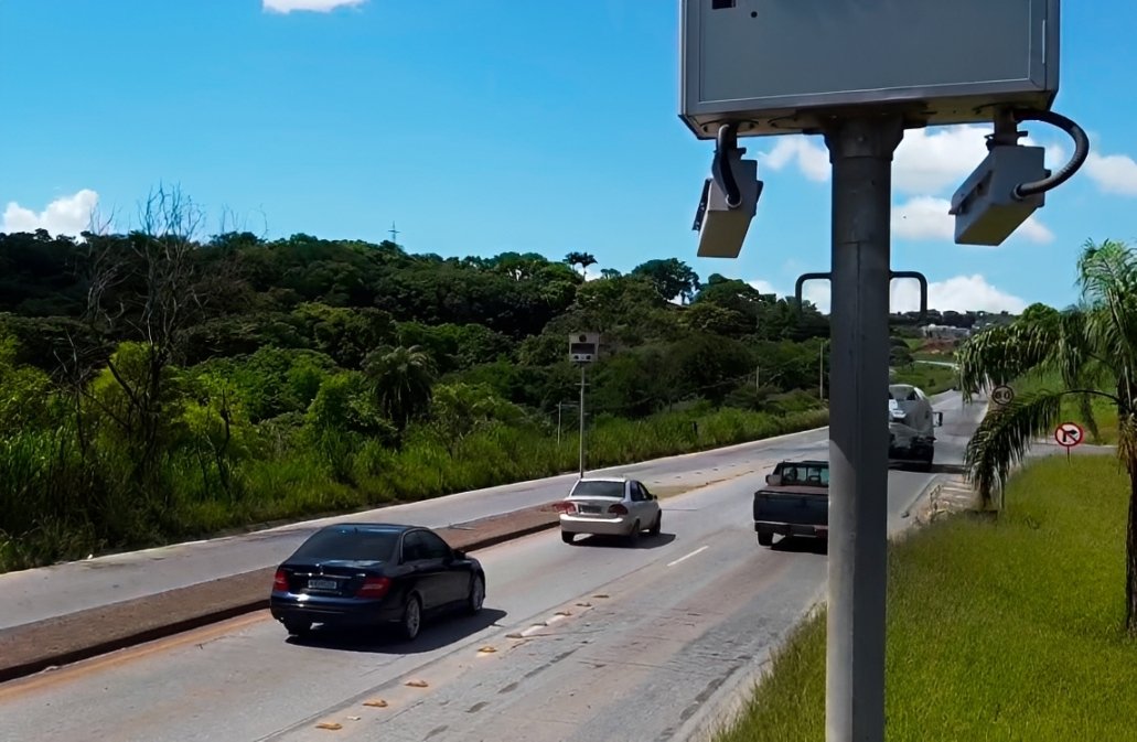 Rodovias mineiras terão radares inteligentes com leitura automática de placas em tempo real