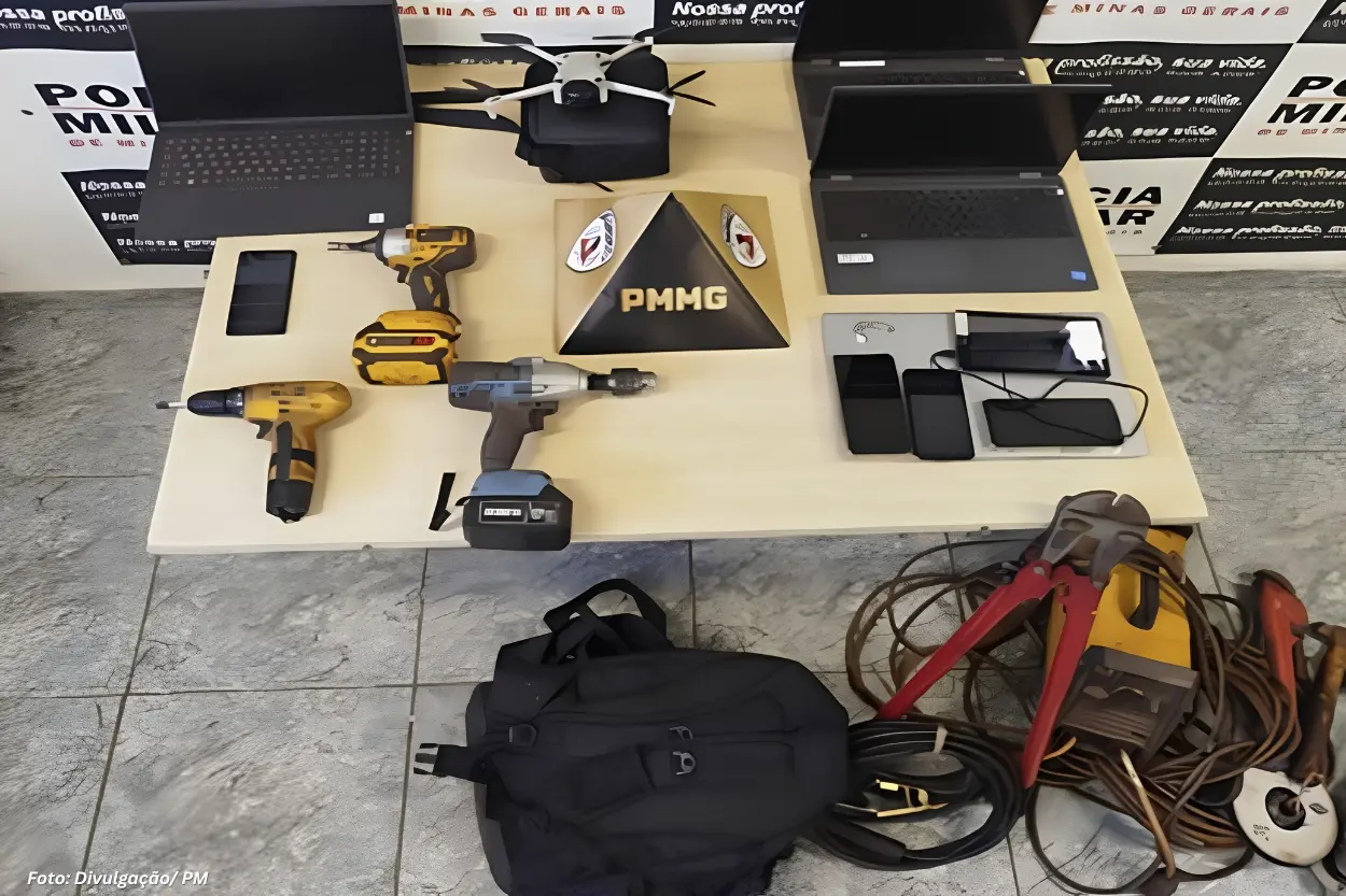 Polícia Militar prende grupo suspeito de invadir e roubar empresa em Congonhas