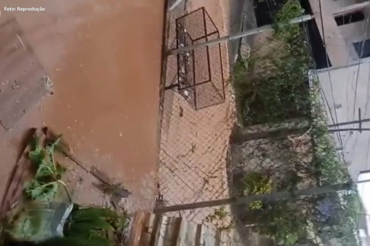 Chuva forte provoca alagamentos e deixa moradores em alerta no bairro Santa Clara, em Mariana