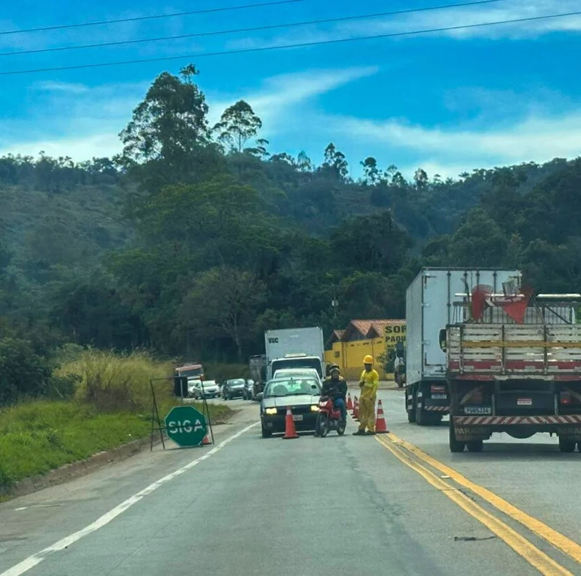 BR-356 terá operações de pare e siga entre Itabirito, Ouro Preto e Mariana nesta semana