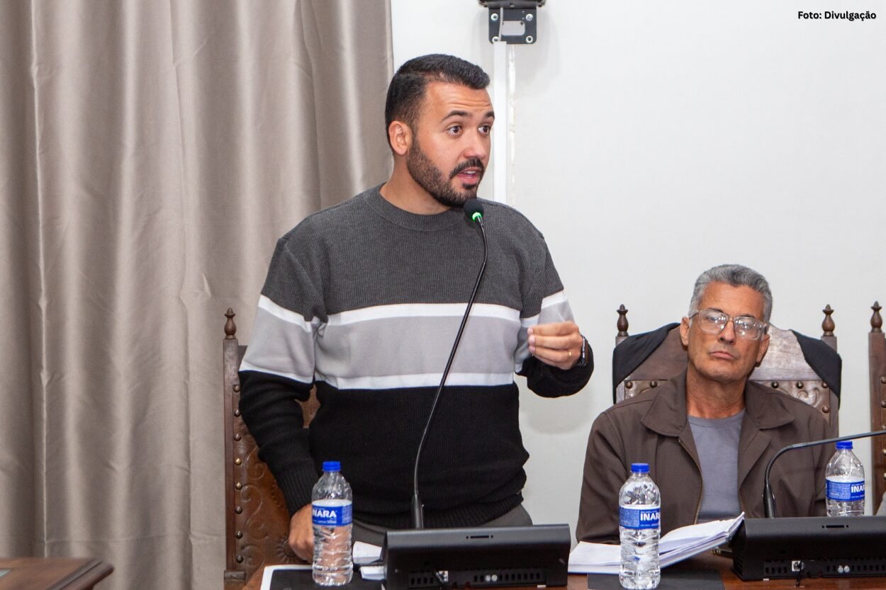 Matheus Pacheco cobra esclarecimentos da ACTECH sobre fumaça e odor relatados por moradores de Ouro Preto
