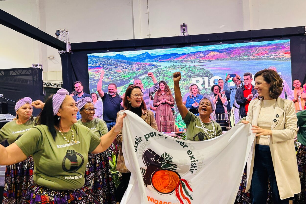 Em Mariana, ministra lança pacote de R$ 1,3 bilhão para fortalecer agricultura familiar no Rio Doce