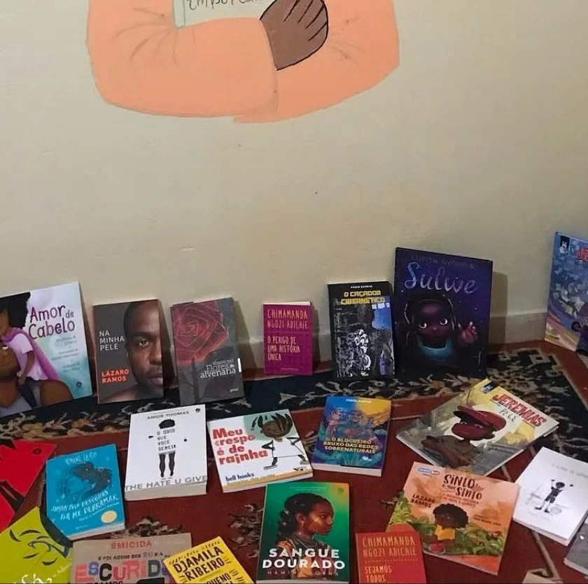 Movimento Negro de Mariana lança campanha para ampliar acesso à literatura afro-brasileira