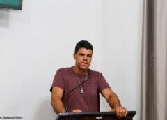 Carlinhos Mendes propõe criação de espaço multiuso e estacionamento para desafogar trânsito em Lavras Novas 