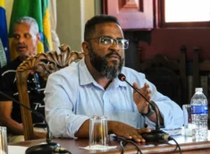 Mariana recebe R$ 400 mil em emendas para educação e saúde
