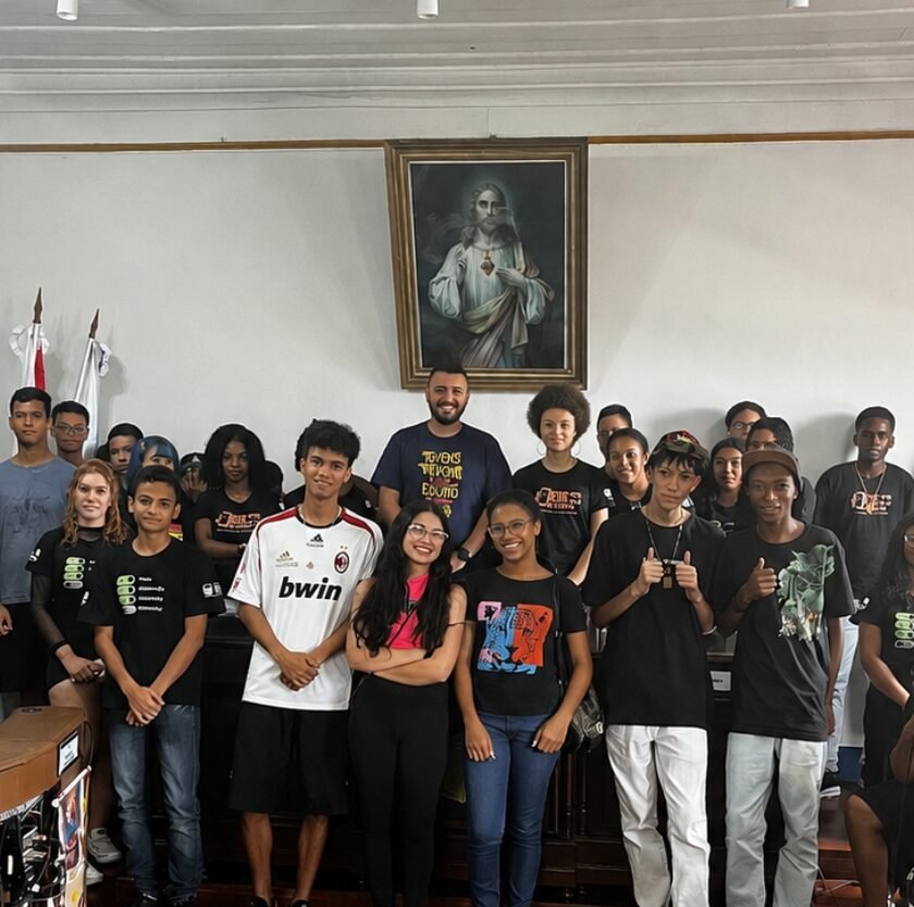 Jovens de Ouro 2.0 inicia formação voltada ao primeiro emprego em Ouro Preto