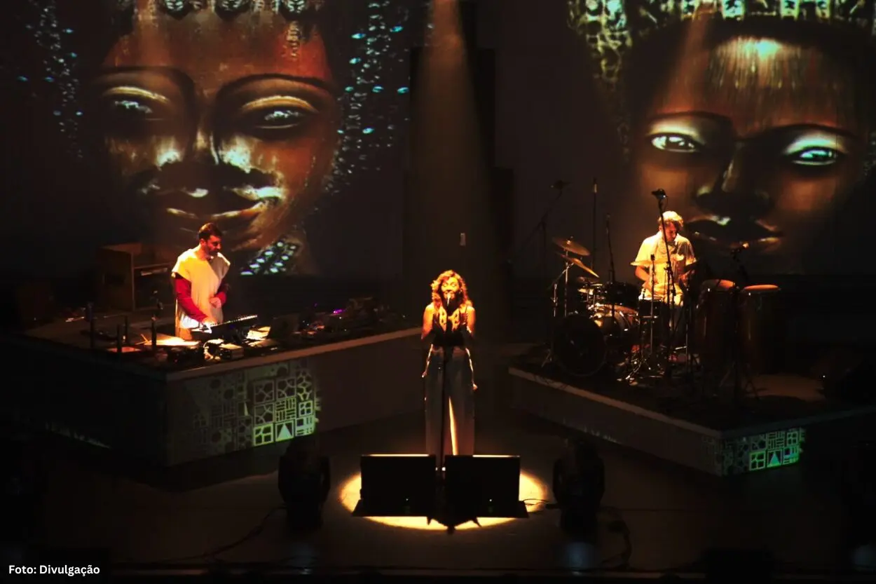 Show de Sandra-X e Craca Beat marca lançamento do álbum TERRA TREMESSE em Ouro Preto