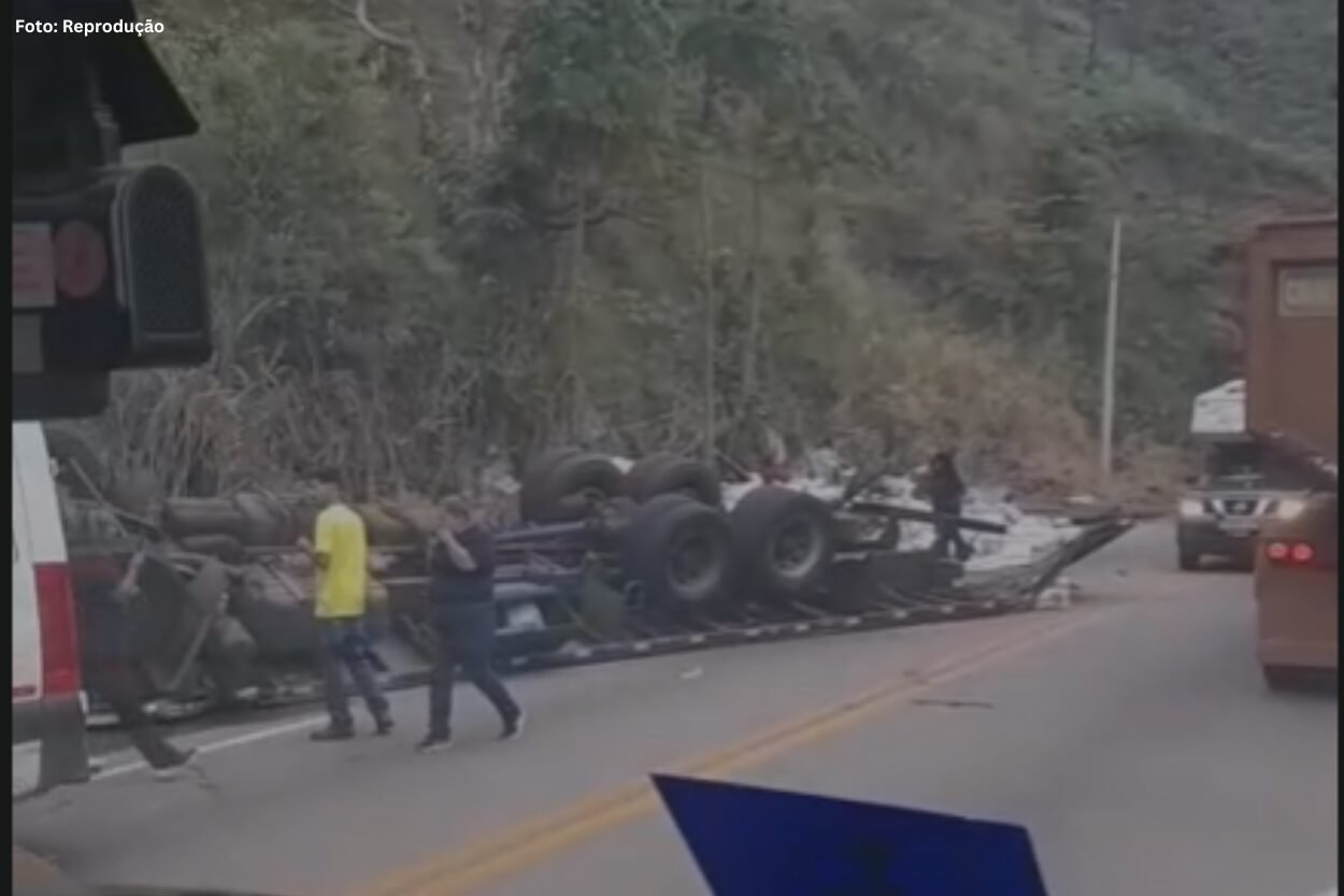 Acidente na BR-356 deixa trânsito em pare e siga entre Passagem e Pocinho