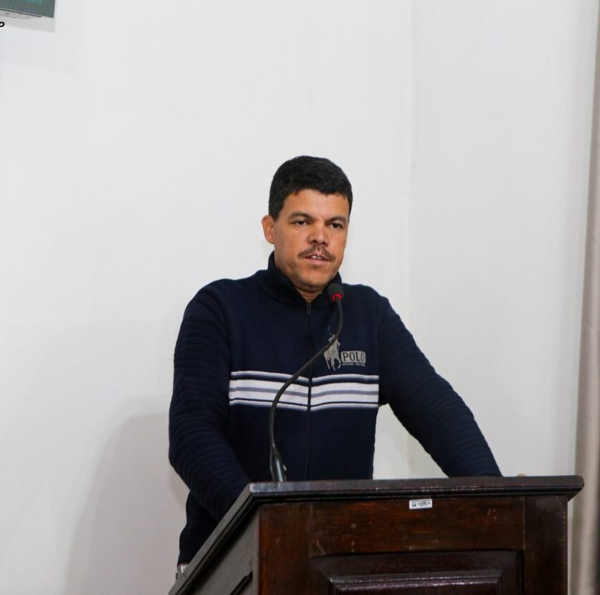 Carlinhos Mendes pede instalação de parquinho infantil no bairro Nossa Senhora do Carmo, em Ouro Preto