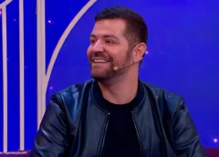Victor Sarro apresenta o espetáculo "O Rei da 5ª Série" em Mariana