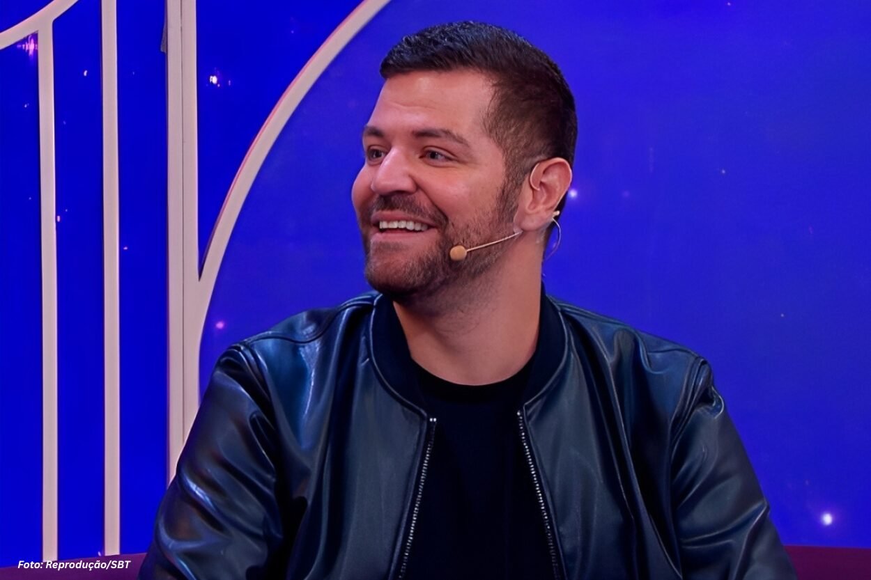 Victor Sarro apresenta o espetáculo "O Rei da 5ª Série" em Mariana