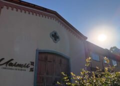 Cervejaria Uaimií comemora aniversário com visita guiada, shows, gastronomia e diversos tipos de chopp