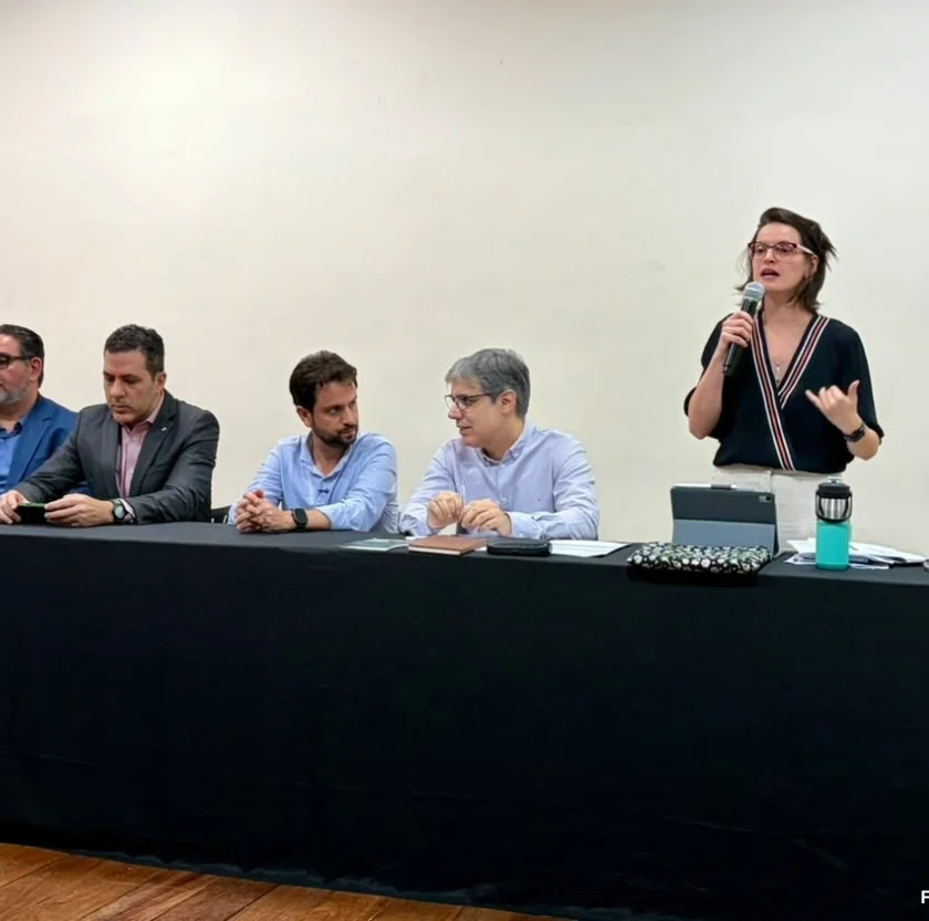 Reunião em Mariana discute pagamentos e medidas de reparação para atingidos pelo rompimento da barragem de Fundão