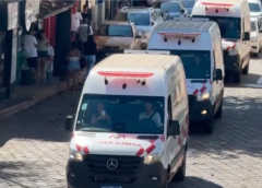 Mariana recebe três ambulâncias 0 km para reforçar atendimento pelo SUS