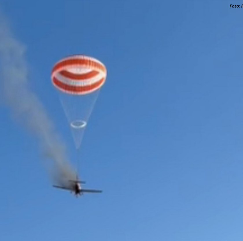 Avião sofre pane, pega fogo e cai na Grande BH