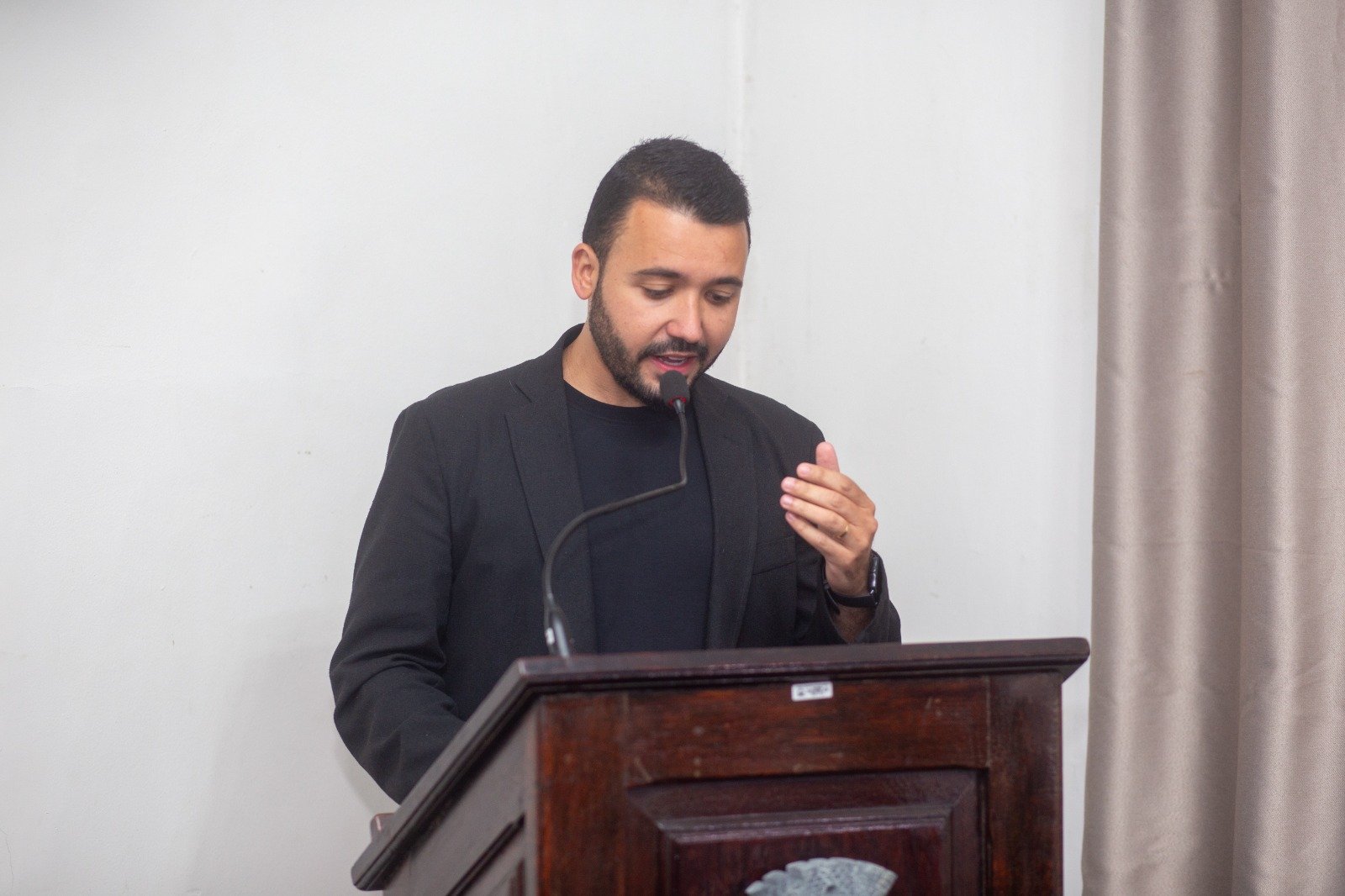 Vereador Matheus Pacheco cobra explicações da Pássaro Verde sobre condições do transporte entre Ouro Preto e Belo Horizonte