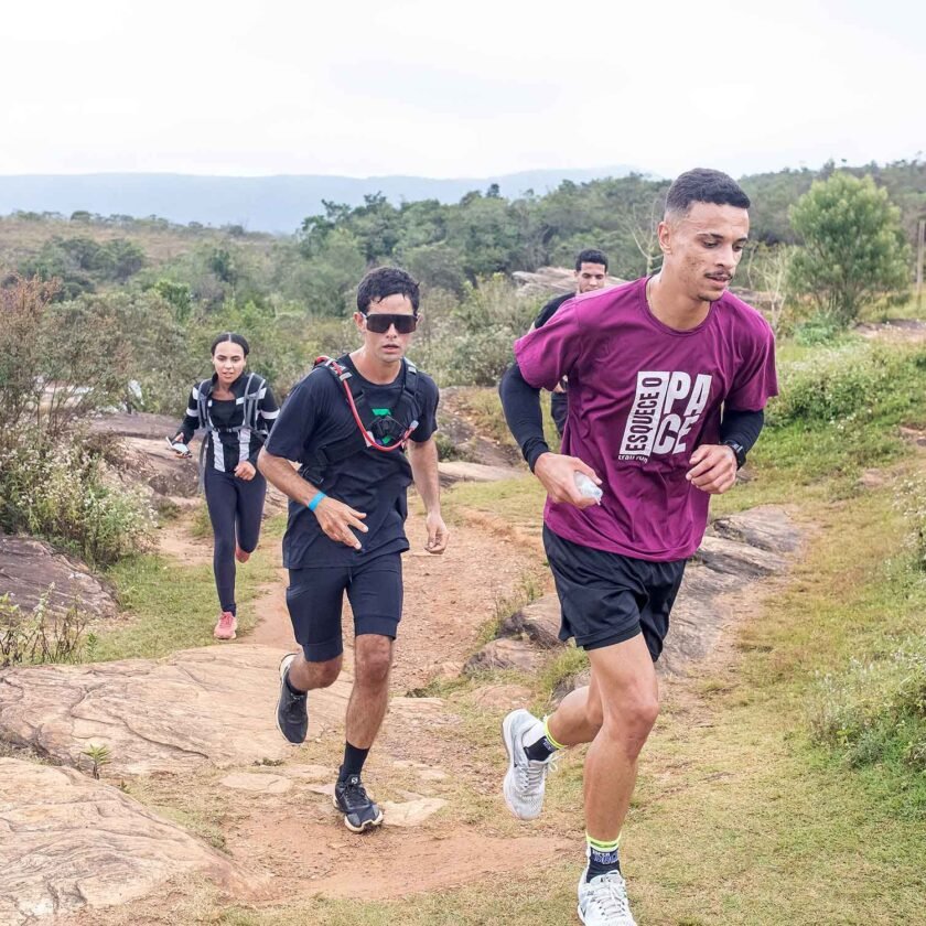Últimas vagas para o encerramento da Temporada de Montanhismo no Parque das Andorinhas; escalada e highline já estão esgotadas