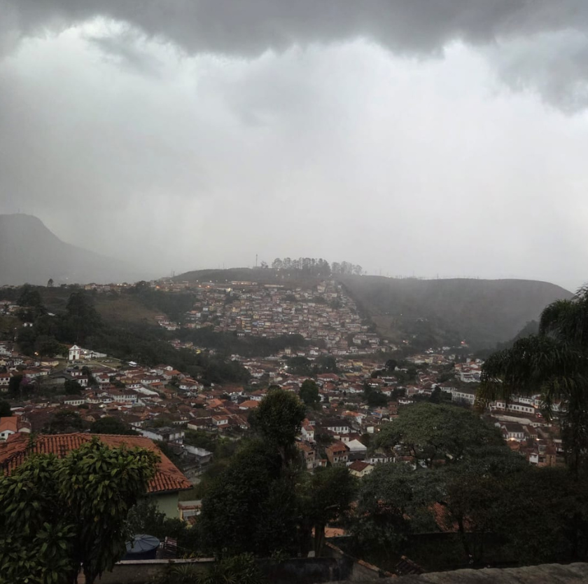 INMET emite alerta de tempestade com granizo e ventos de 60 km/h para Ouro Preto