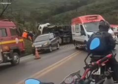 Seis pessoas ficam feridas em acidente com carreta entre Mariana e Ouro Preto