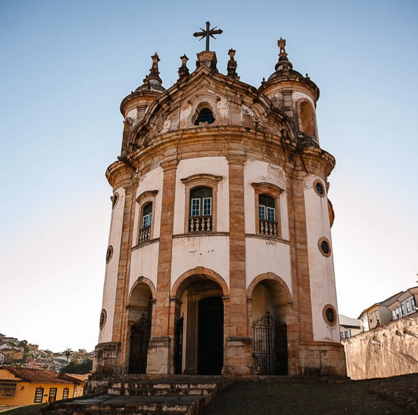 Ouro Preto recebe lançamento da Carta do Pilar para definir diretrizes do turismo
