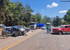 Batida frontal deixa uma mulher morta e quatro feridos na BR-040, em Congonhas