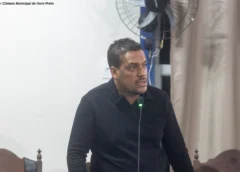 Wemerson Titão solicita esclarecimentos sobre transporte de alunos da APAE em Ouro Preto