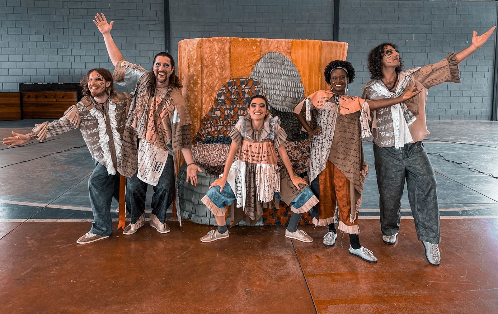 Mostra de Teatro Popular leva oficinas e espetáculos a escolas de Santa Luzia