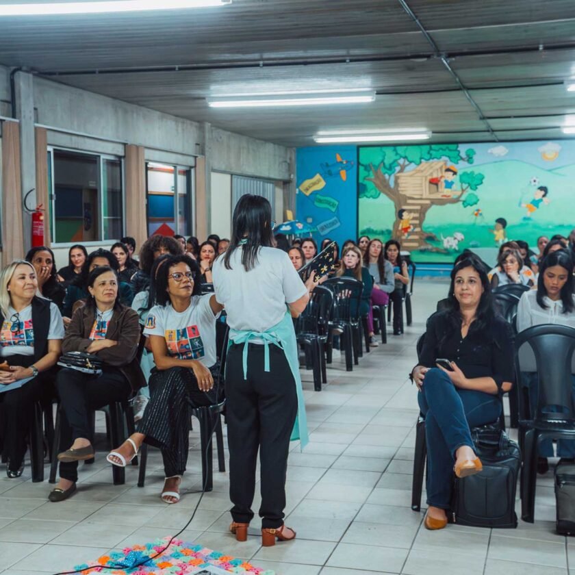 Programa Leitura e Escrita na Educação Infantil: encontro de encerramento reúne professores em Itabirito
