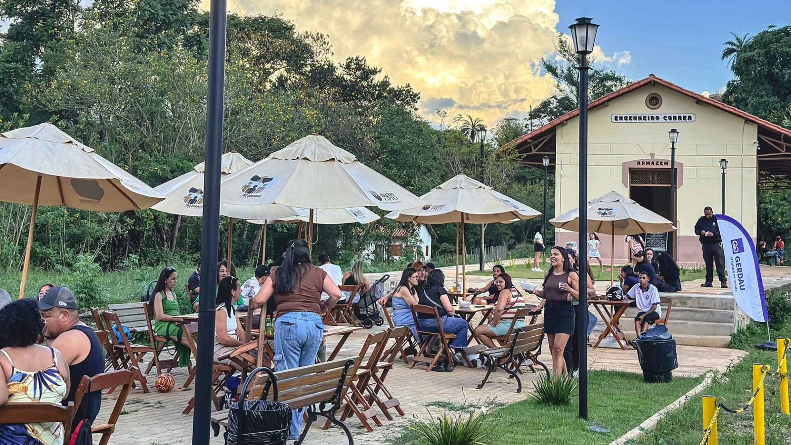 A 2ª edição da Feira do Gererê - Feira Estação de Sabores & Artes de Engenheiro Corrêa - foi marcada pelo sucesso de público, pela valorização dos empreendedores locais e por um ambiente de muita convivência e entretenimento em Engenheiro Corrêa, distrito de Ouro Preto.