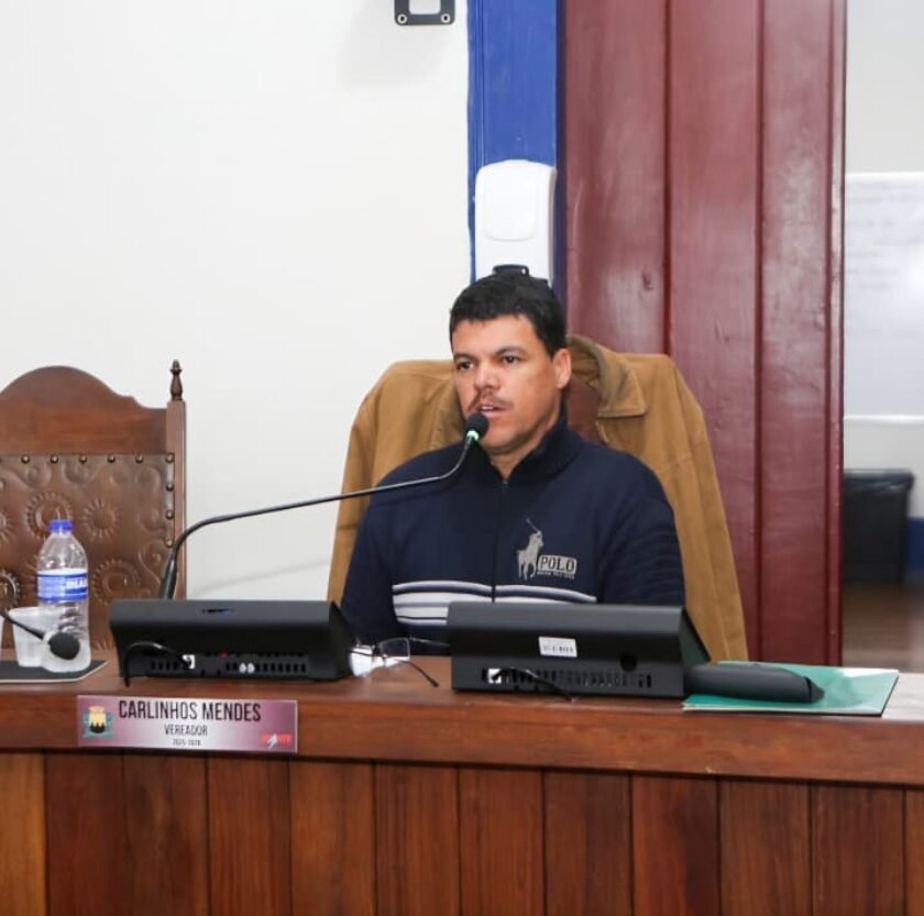 Após solicitação de Carlinhos Mendes, bairro Novo Horizonte recebe serviços de limpeza