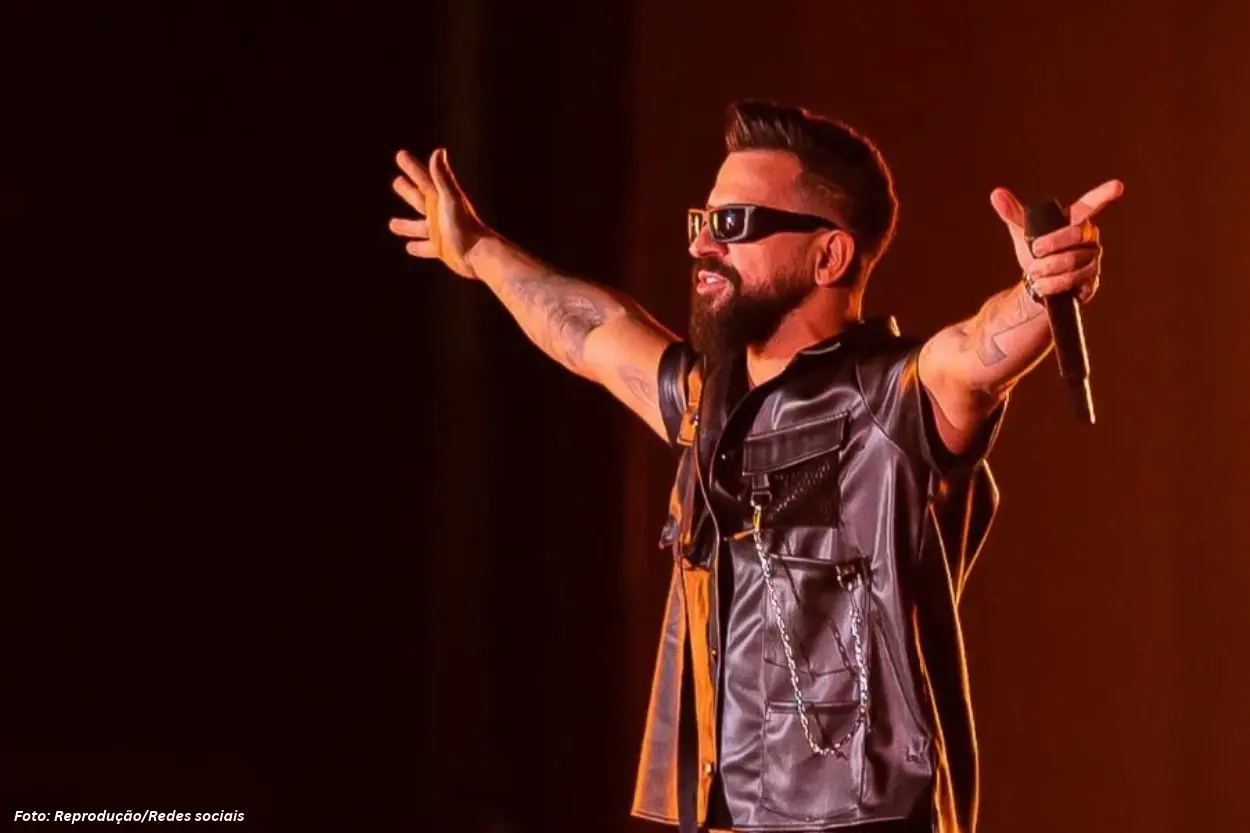 Dennis DJ celebra 10 anos de apresentações no Carnaval de Ouro Preto em 2027