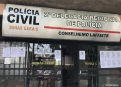 Homem é levado à delegacia após denúncia de importunação sexual em Lafaiete